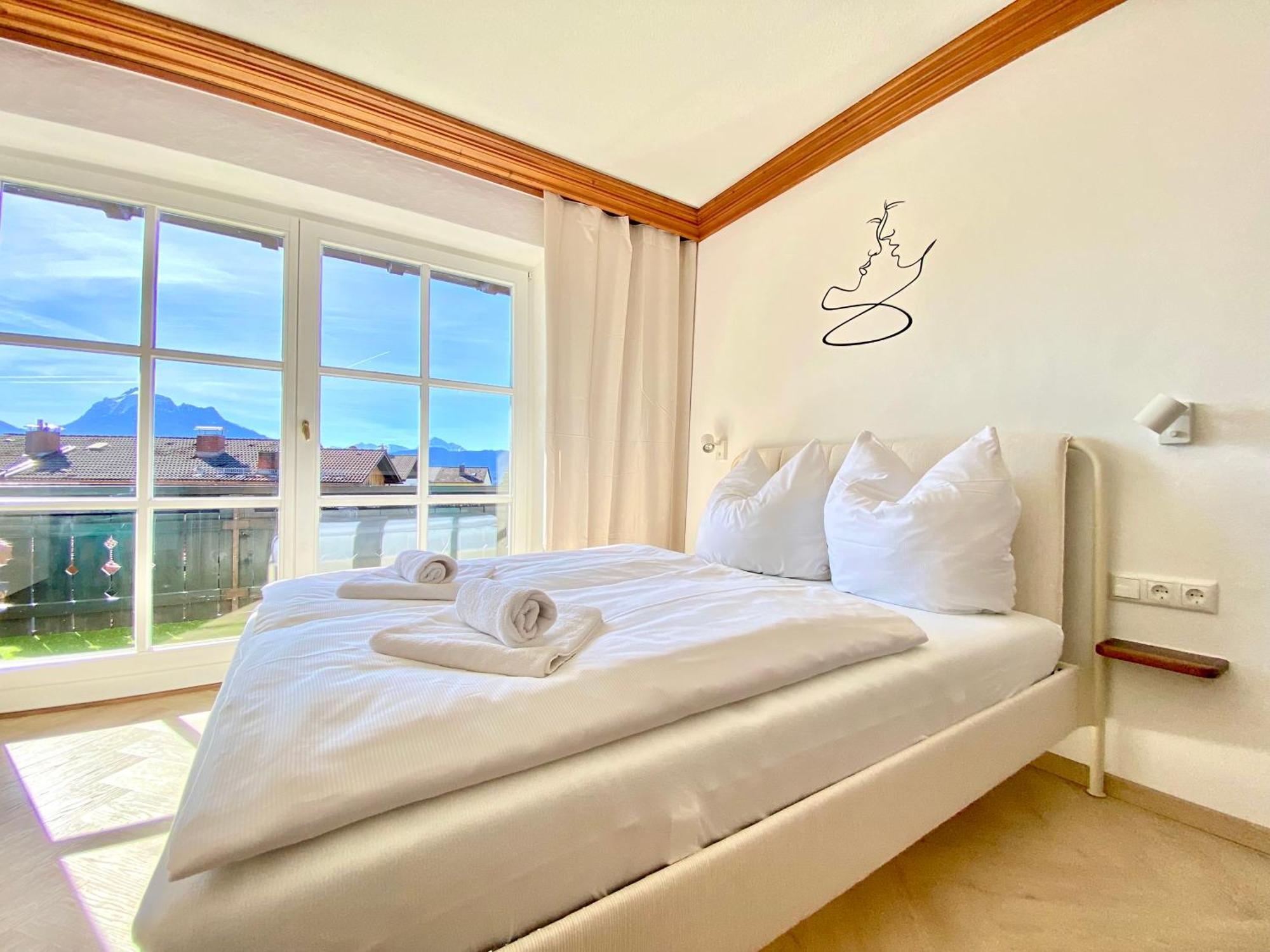 Best Butler I Romantic 4Two I Kueche I Balkon I Parken I Schlossblick Фюссен Экстерьер фото